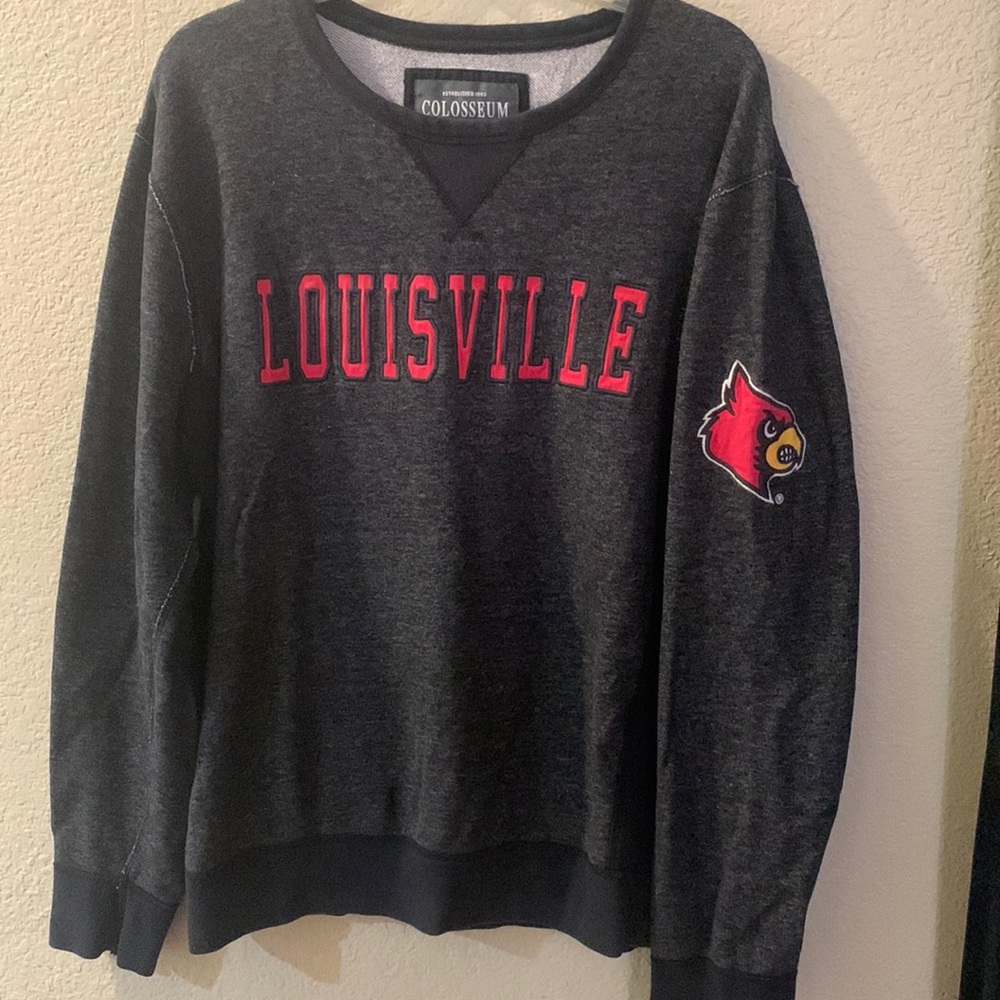 Colosseum Athletics Charcoal Louisville Cardinals L/S Pullover Sweatshirt
